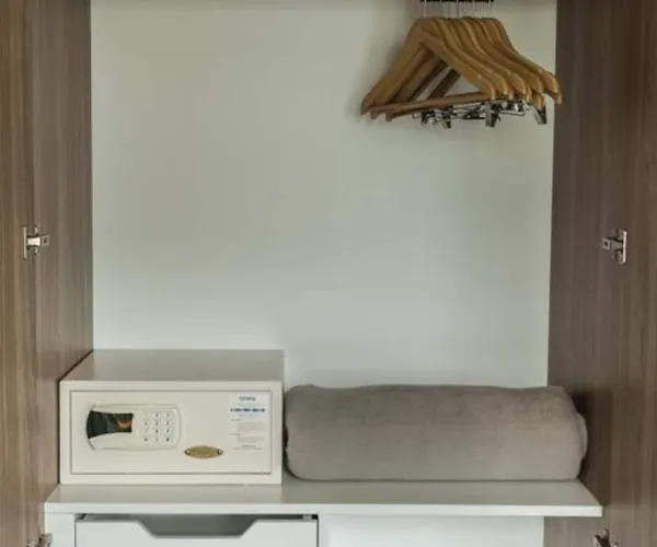 Standard Queen Suite